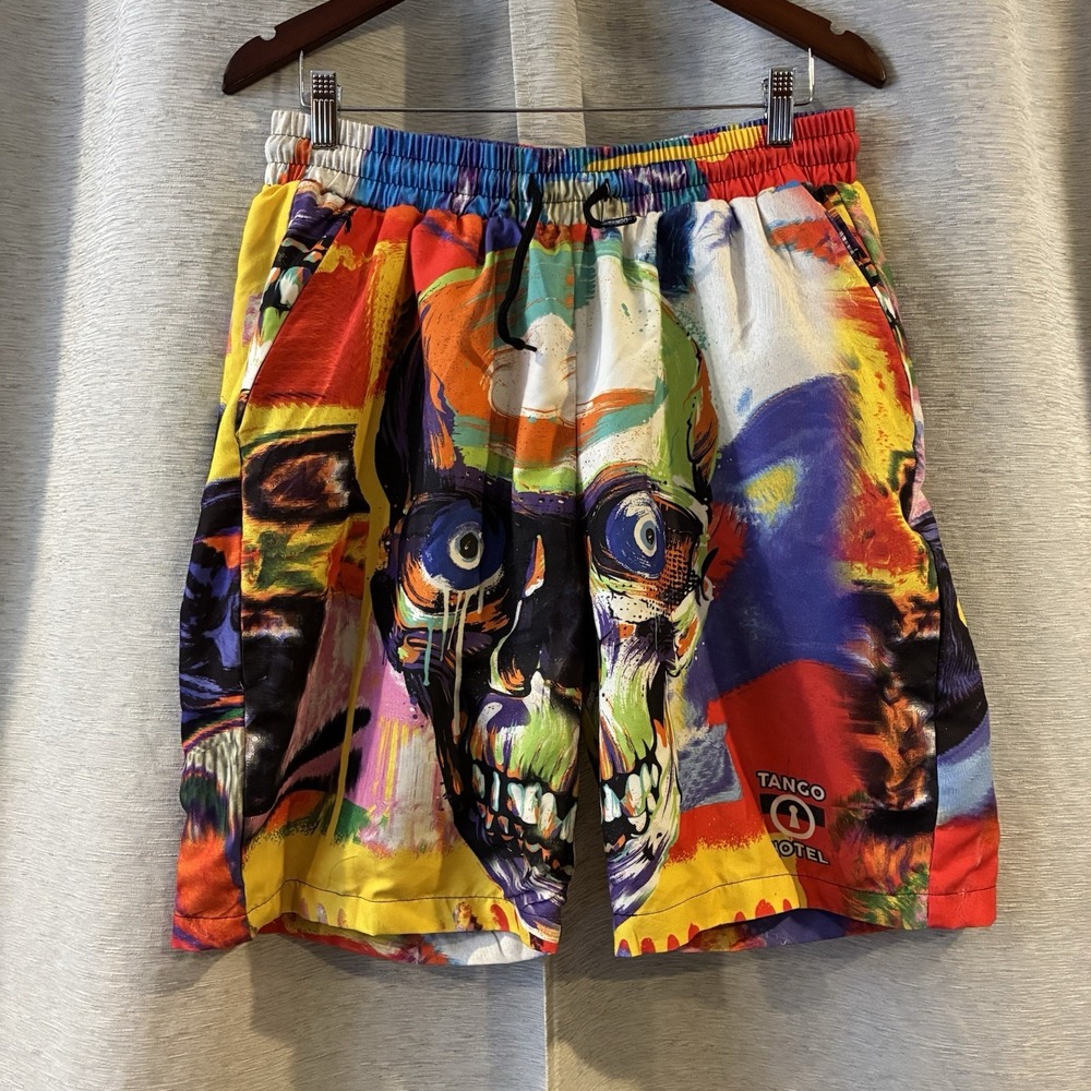 Tango Hotel Abstract Face Shorts‎ Size Large Flawed